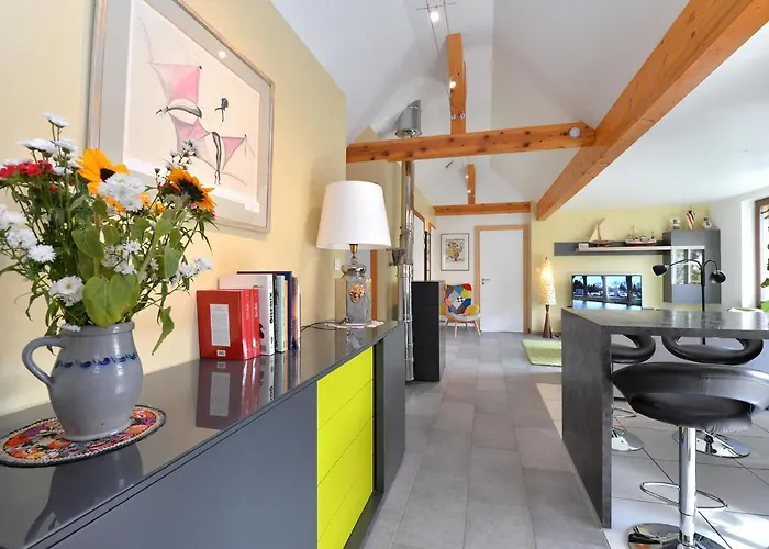 Les Oiseaux Apartment *